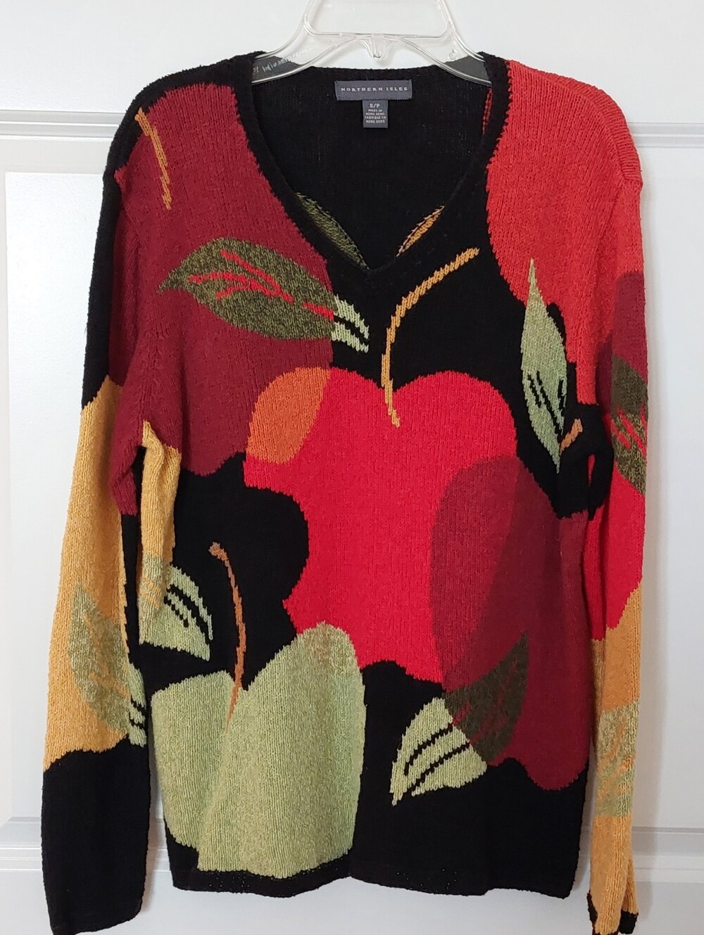 Vintage Northern Isles Apple Sweater Teacher Fall Festival Cottagecore V-Neck
